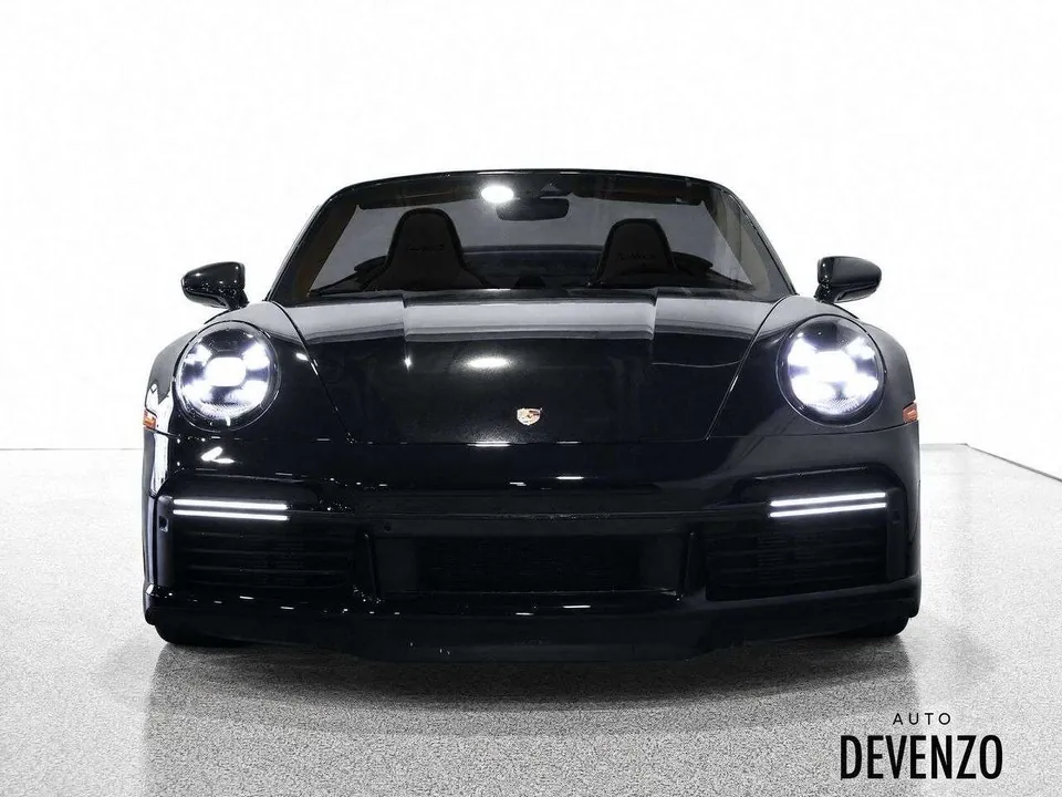 Porsche 911 Turbo S 2022 photo 5
