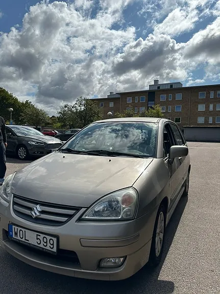 Suzuki Liana 2005 photo 4