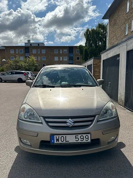 Suzuki Liana 2005 photo 3