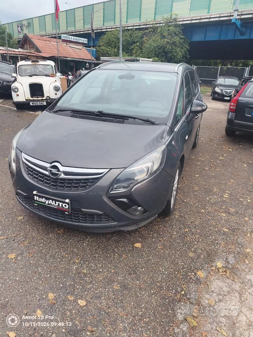 Opel Zafira 2014 photo 2