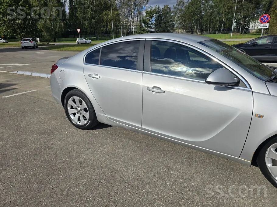 Opel Insignia 2011 photo 3