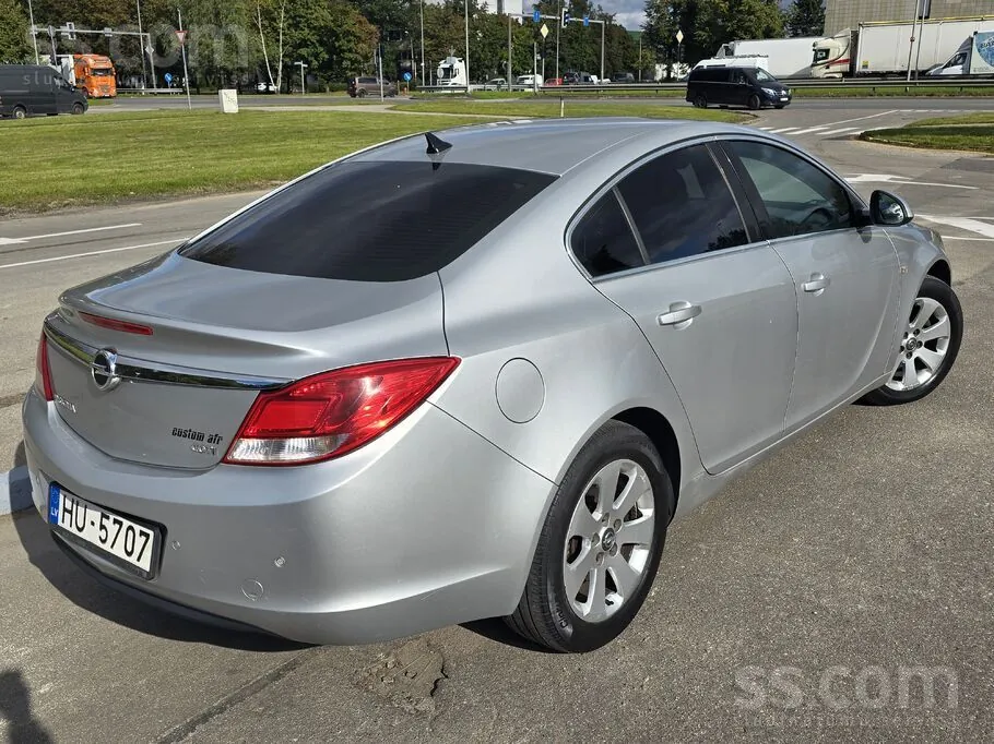 Opel Insignia 2011 photo 4