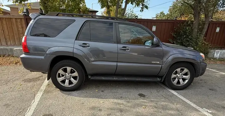 Toyota 4Runner 2007 photo 2