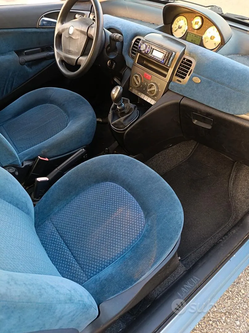 Lancia Ypsilon 2004 photo 5