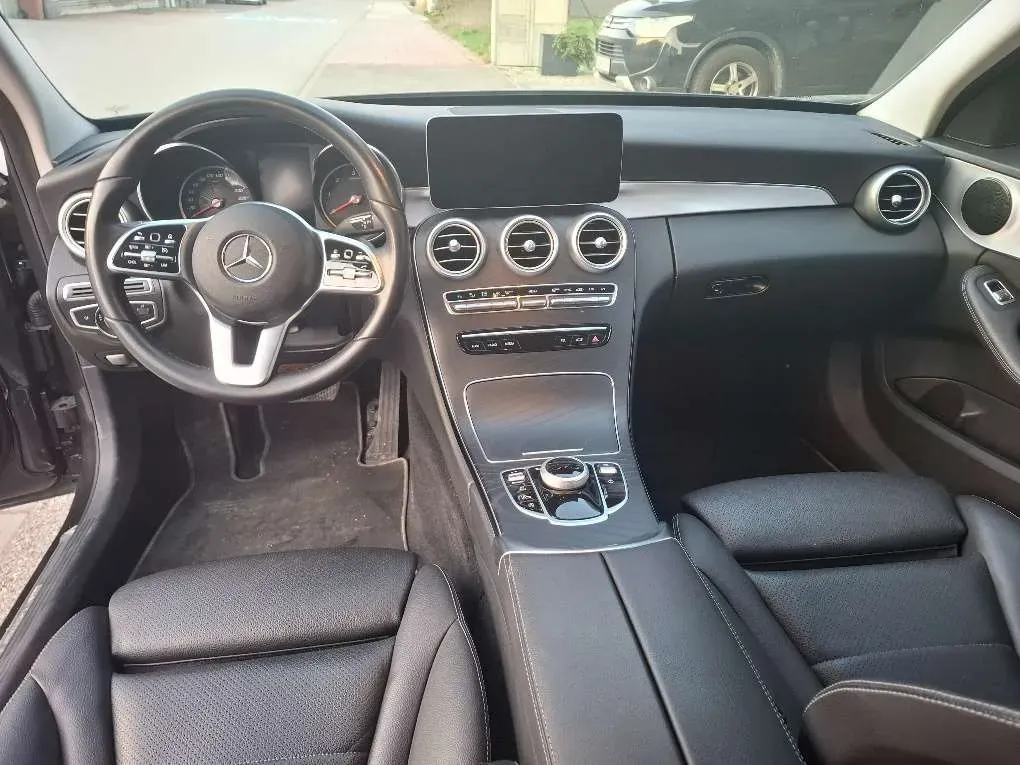 Mercedes-Benz C-Class 2020 photo 3