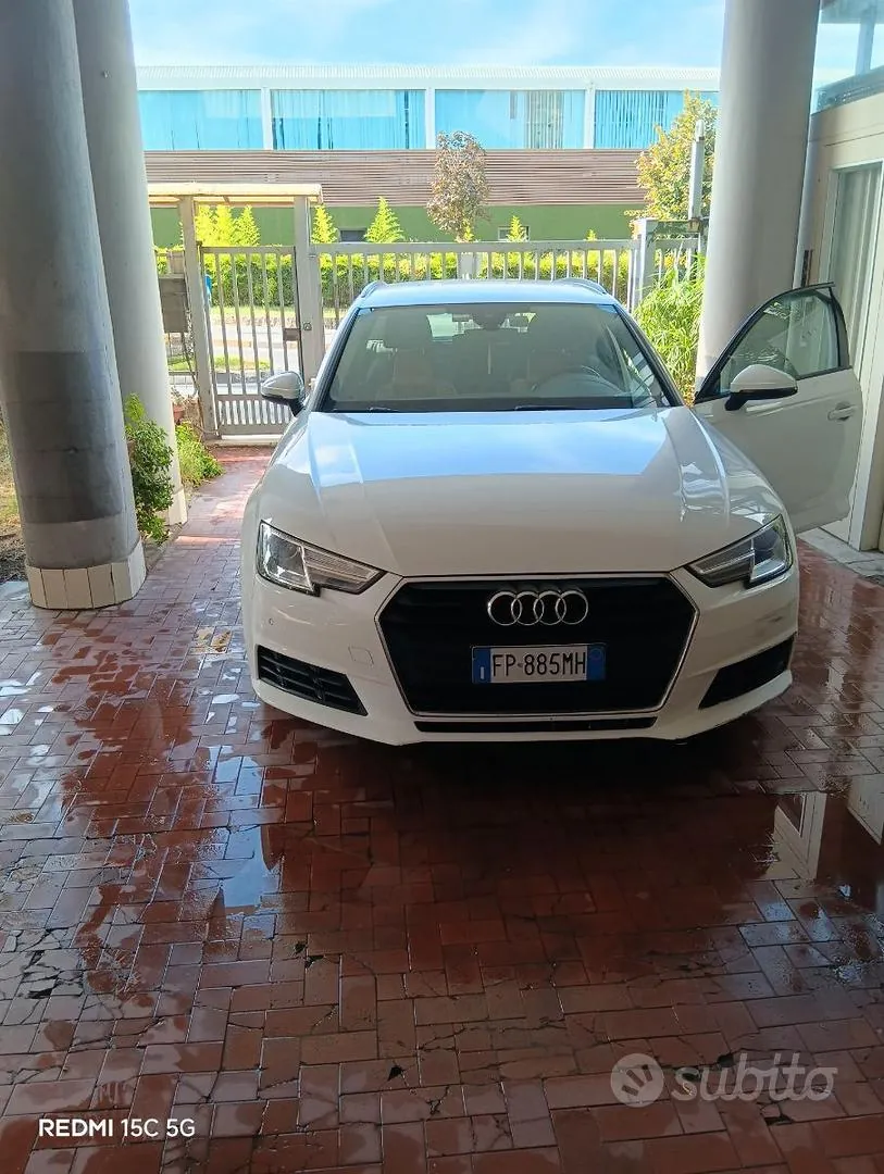 Audi A4 2018 photo 2