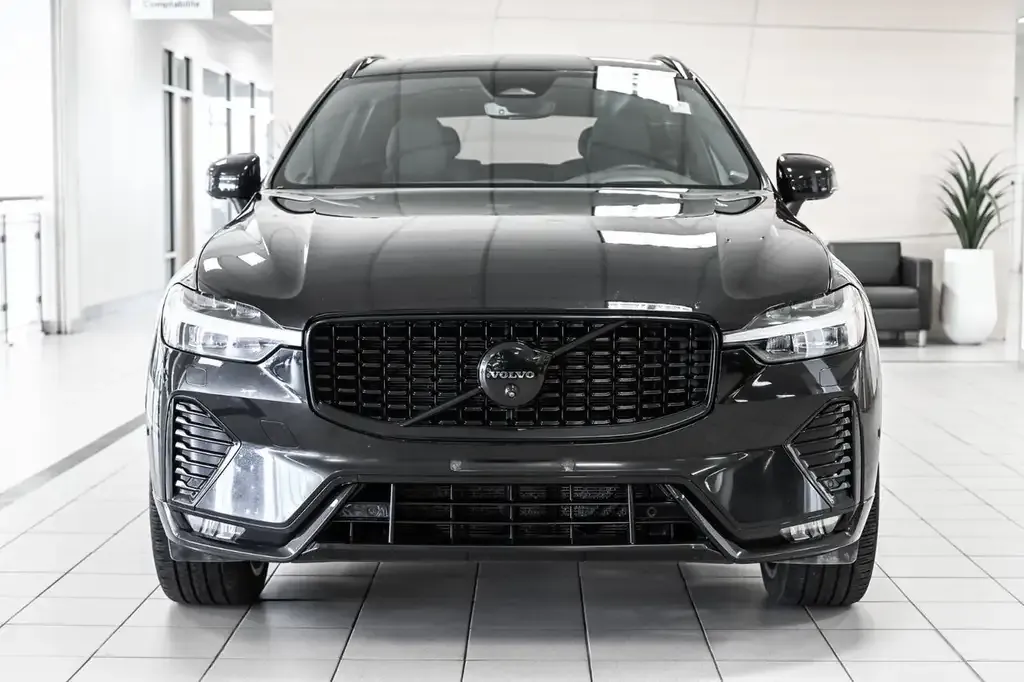 Volvo Xc60 2025 photo 2