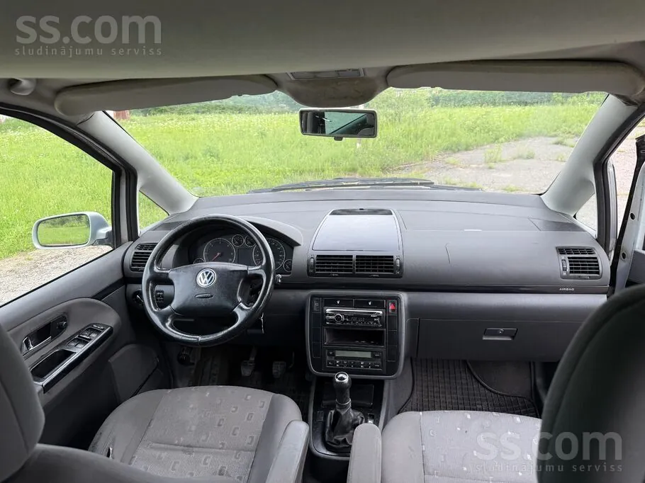 Volkswagen Sharan 2000 photo 5