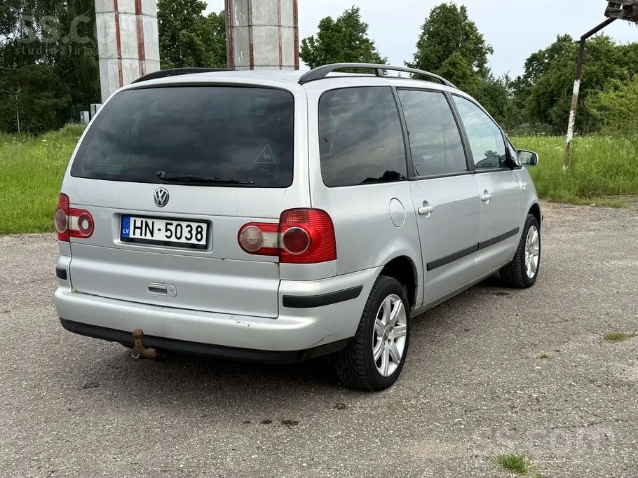 Volkswagen Sharan 2000 photo 4