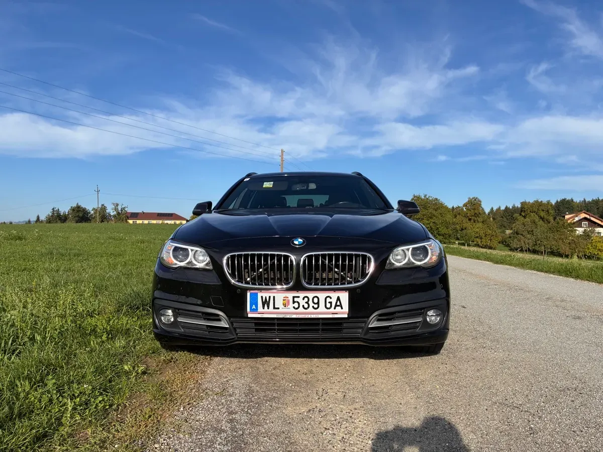 BMW 5 Series 2015 photo 2