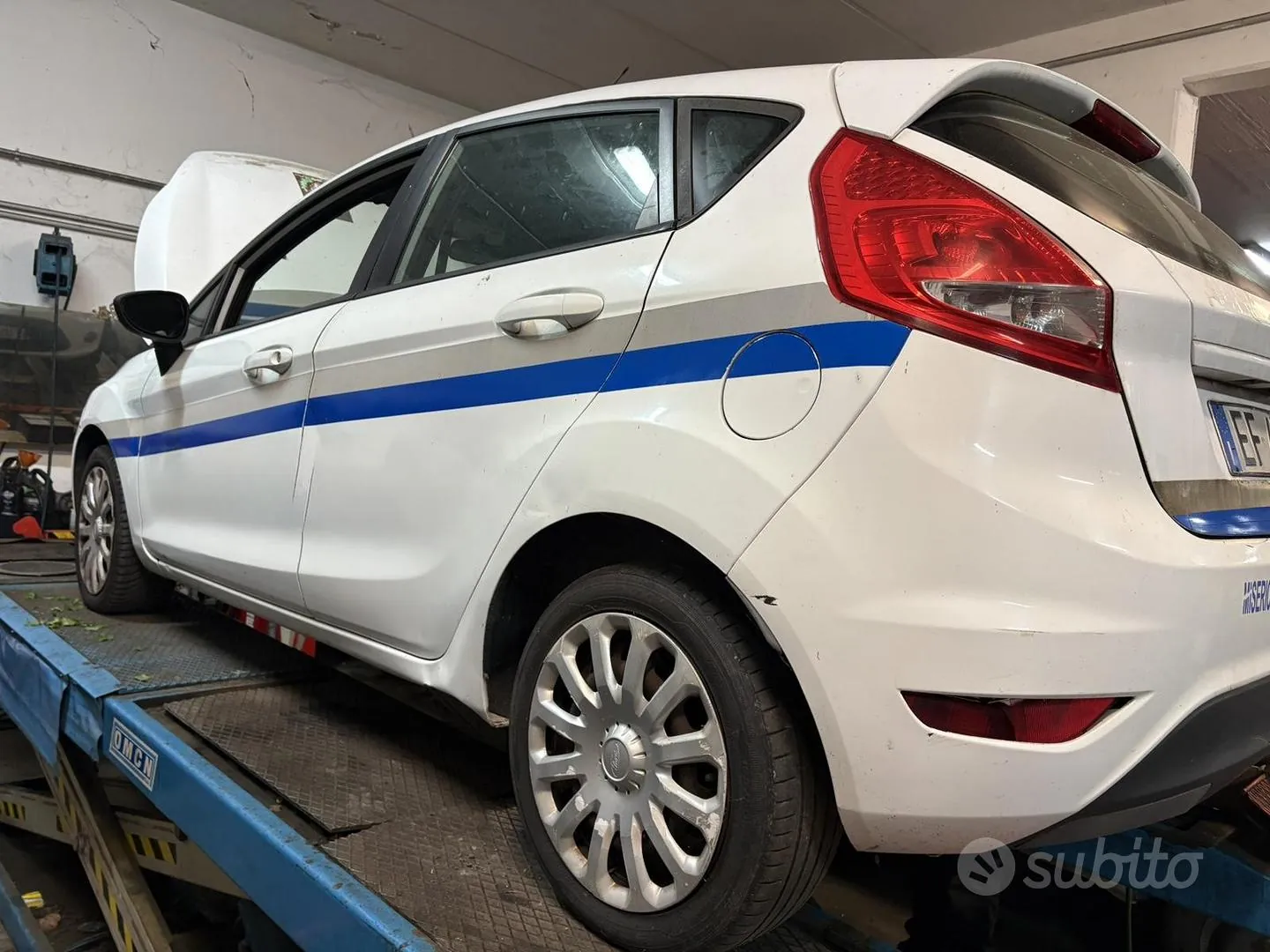 Ford Fiesta 2010 photo 3