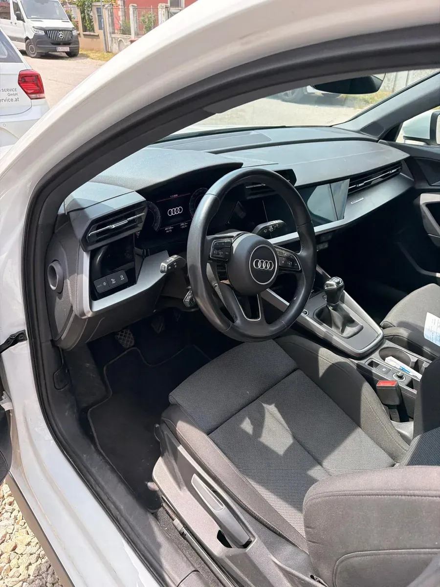 Audi A3 2023 photo 2