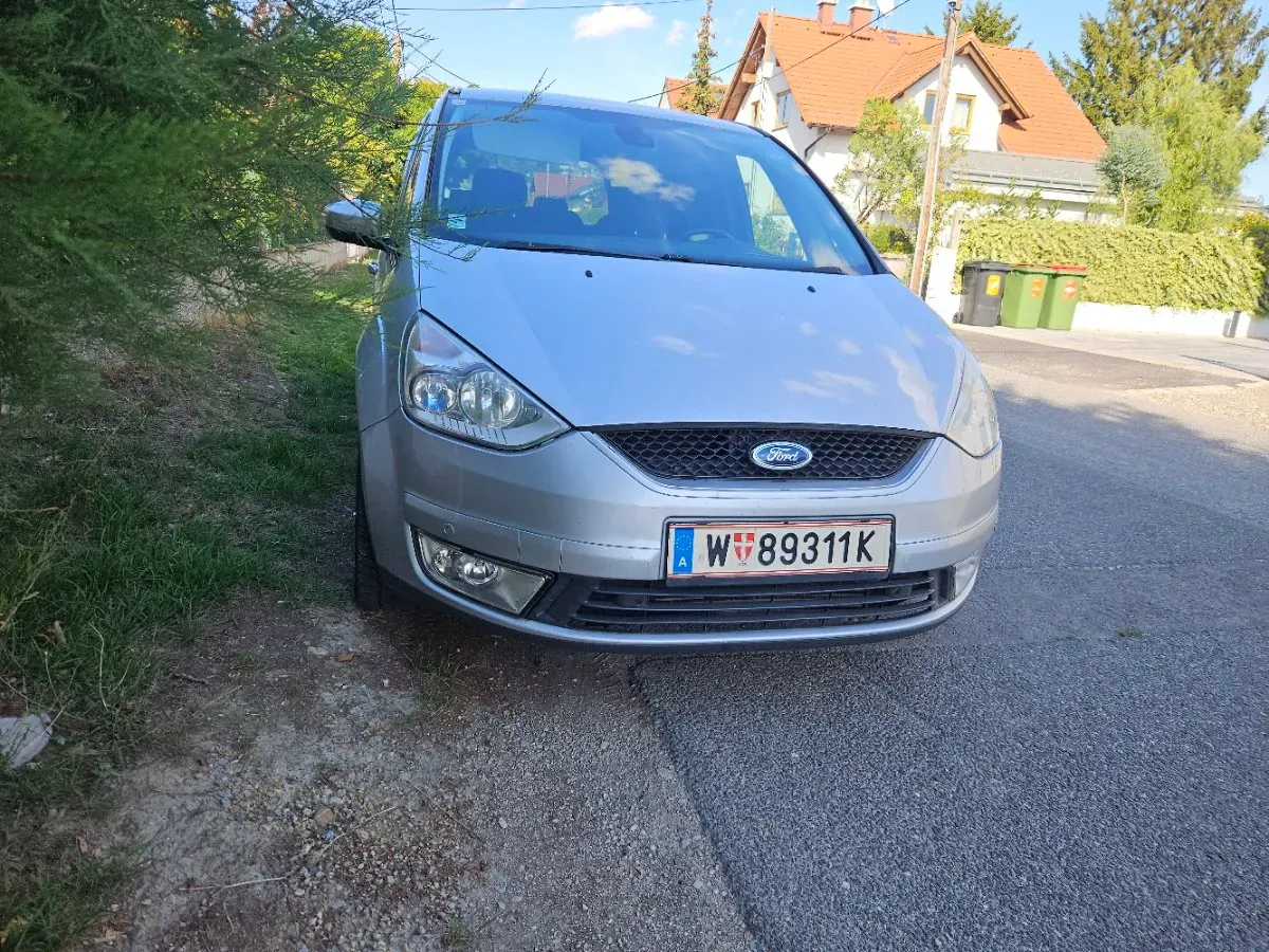 Ford Galaxy 2007 photo 2