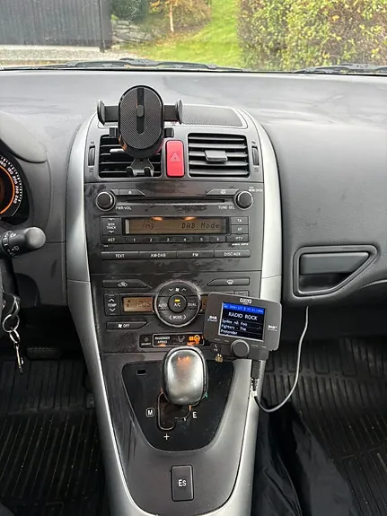 Toyota Auris 2010 photo 5