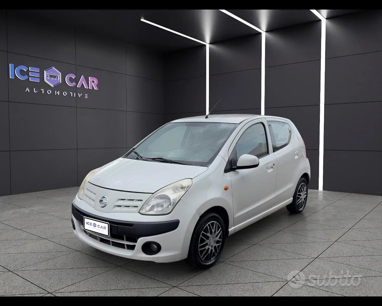 Nissan Pixo