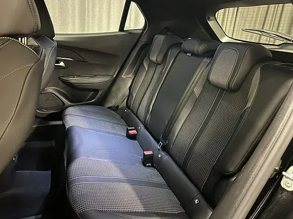 Peugeot 2008 2023 photo 5