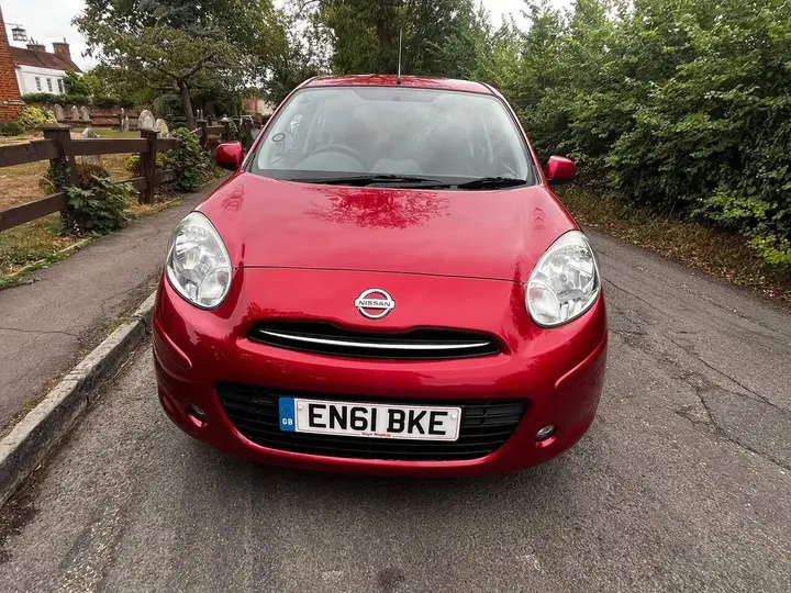 Nissan Micra 2011 photo 2