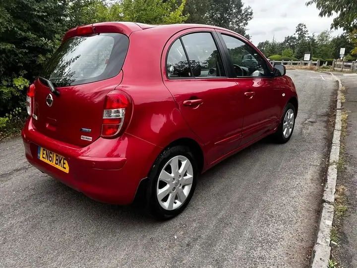 Nissan Micra 2011 photo 5