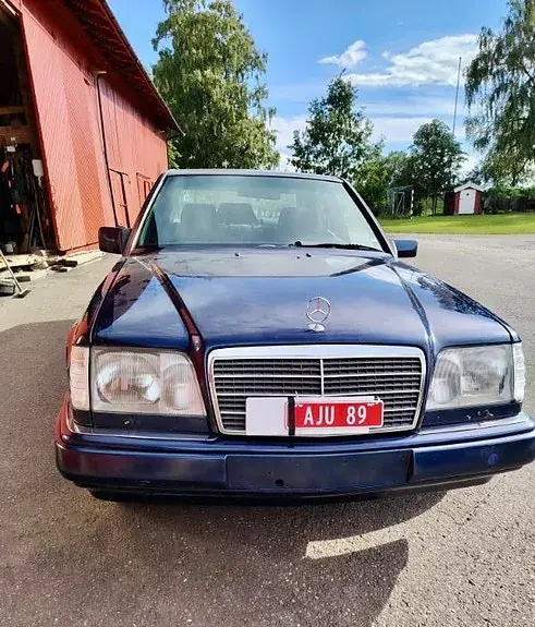 Mercedes-Benz E 300 1994 photo 5