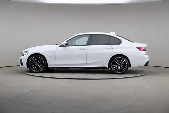 BMW 330E 2020 photo 4