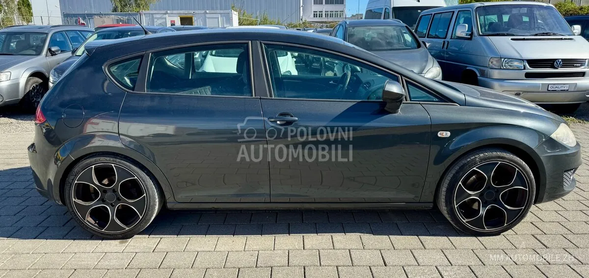 Seat Leon 2011 photo 5