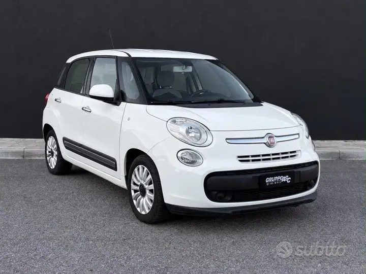 Fiat 500L 2013 photo 4