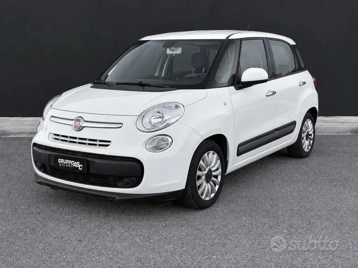 Fiat 500L 2013 photo 2