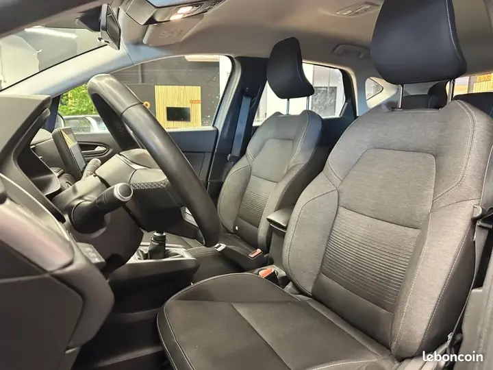 Renault Captur 2021 photo 4