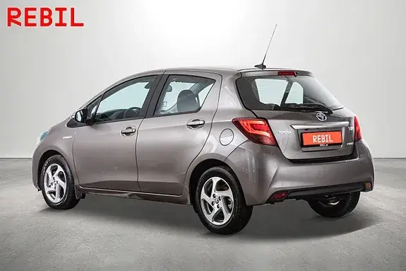 Toyota Yaris 2016 photo 5