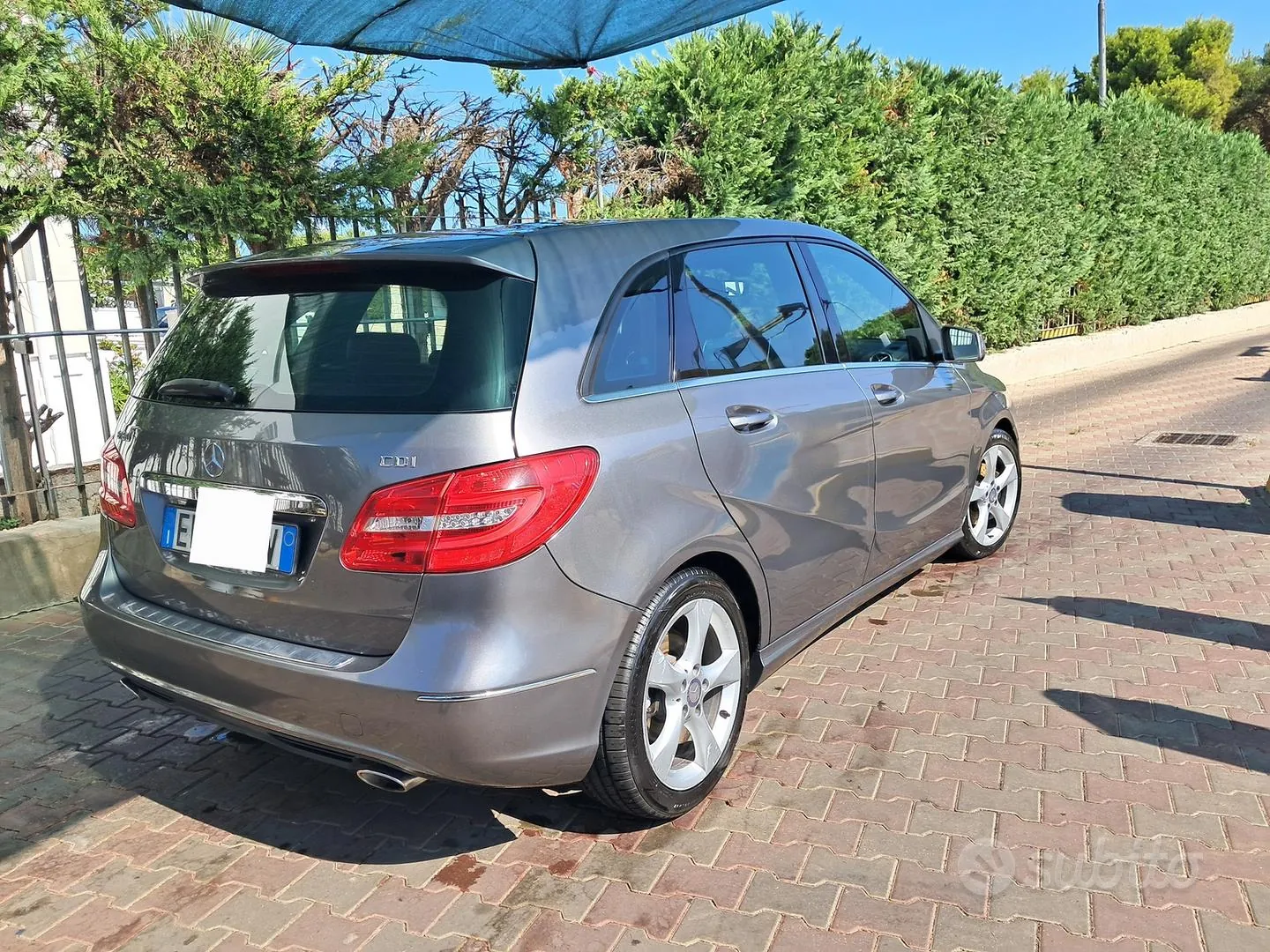 Mercedes-Benz B 2014 photo 2