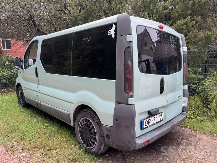 Opel Vivaro 2002 photo 4