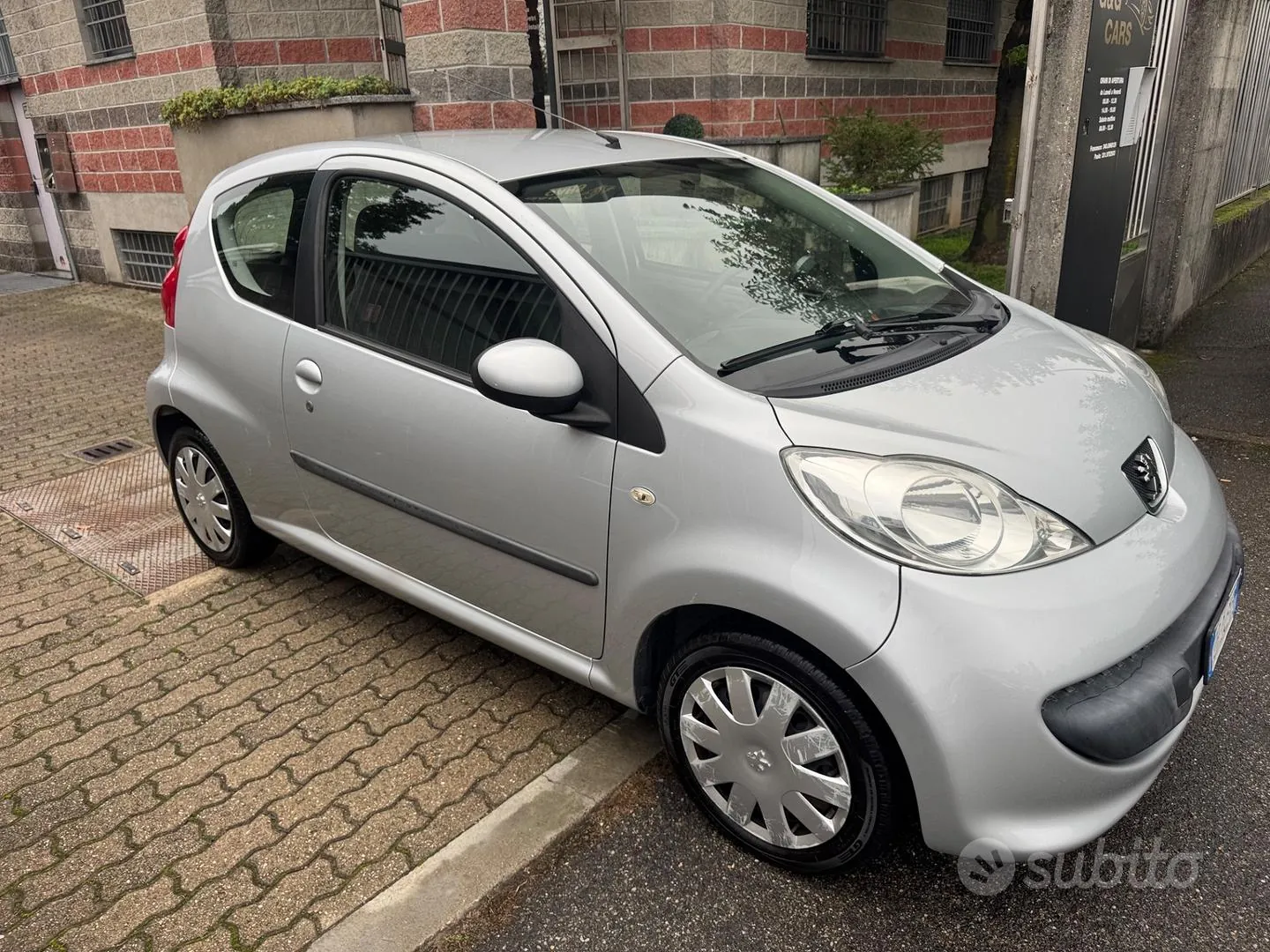 Peugeot 107 2007 photo 2
