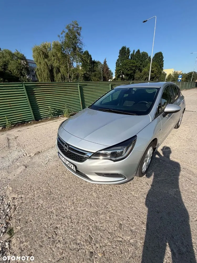 Opel Astra 2017 photo 3