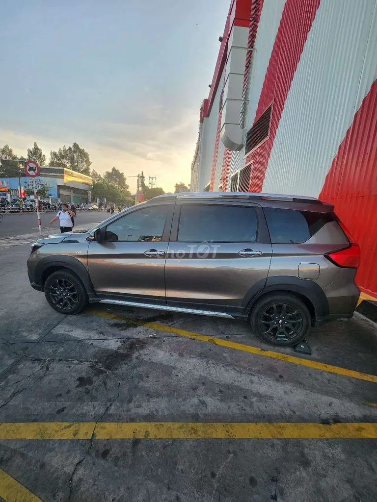 Suzuki Xl7