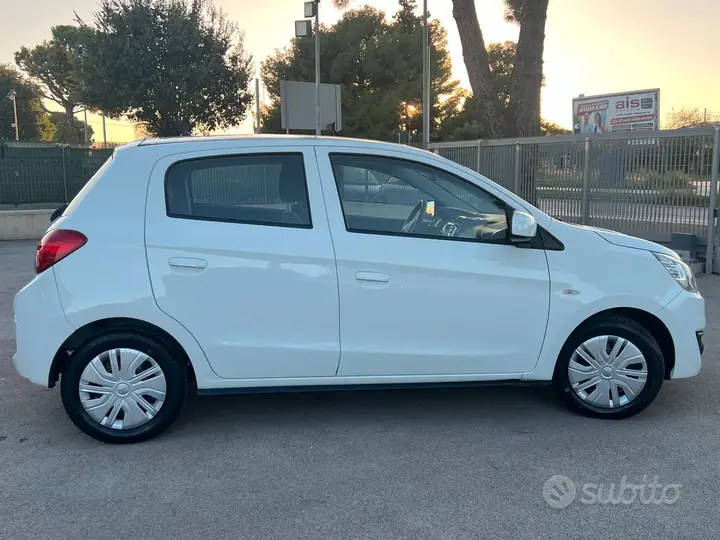 Mitsubishi Space Star 2018 photo 4