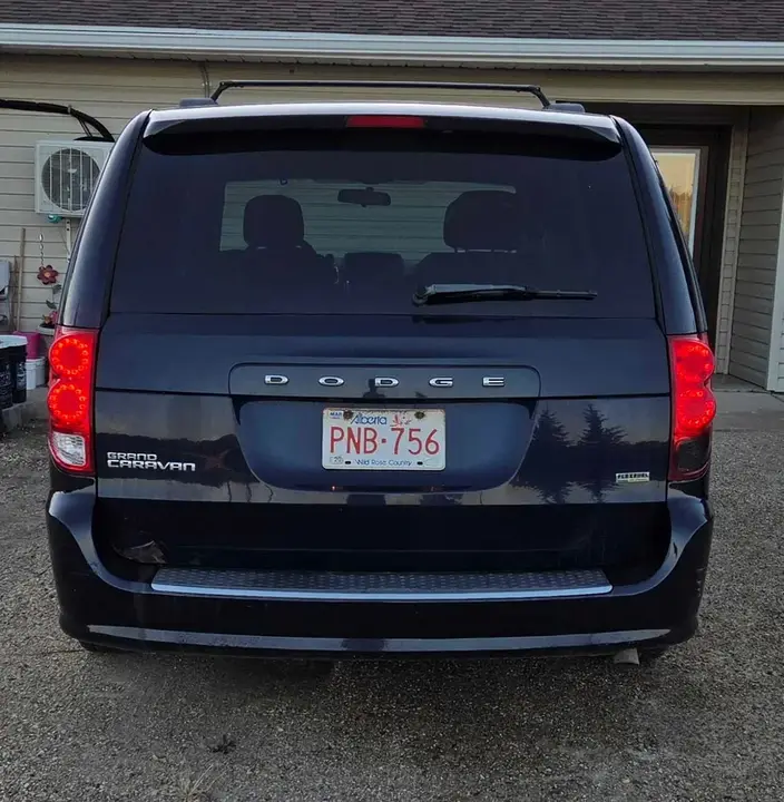 Dodge Grand Caravan 2012 photo 4