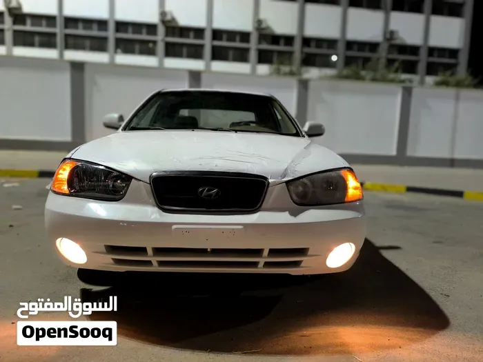 Hyundai Avante 2005 photo 4