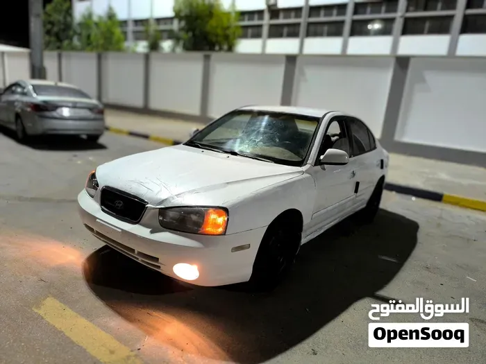 Hyundai Avante 2005 photo 3