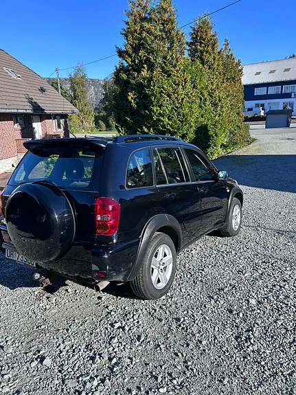 Toyota Rav4 2005 photo 4