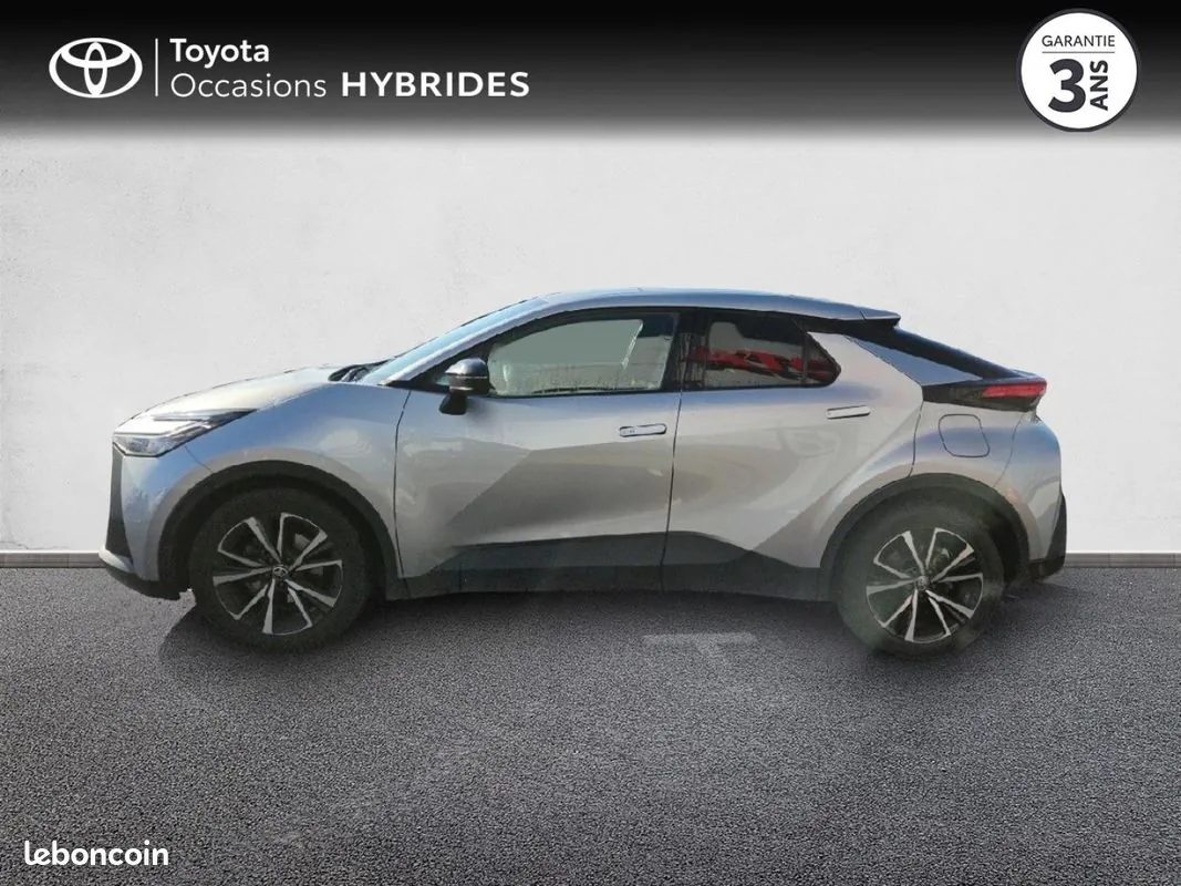 Toyota C-Hr 2024 photo 3