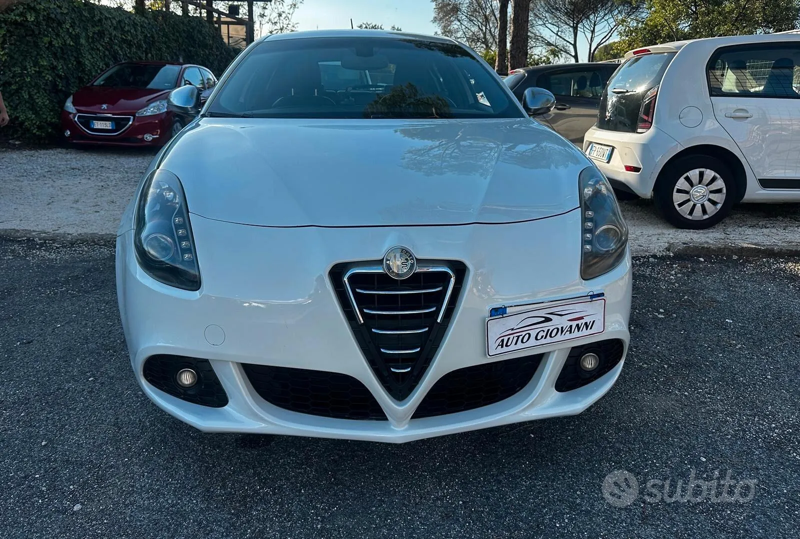 Alfa Romeo Giulietta 2014 photo 2