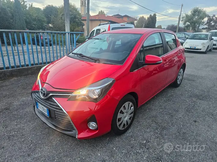 Toyota Yaris 2015 photo 3