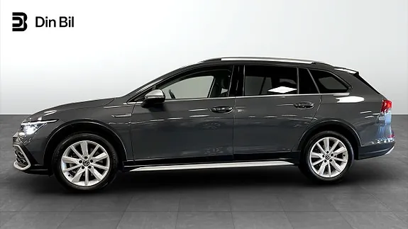 Volkswagen Golf I 2024 photo 3