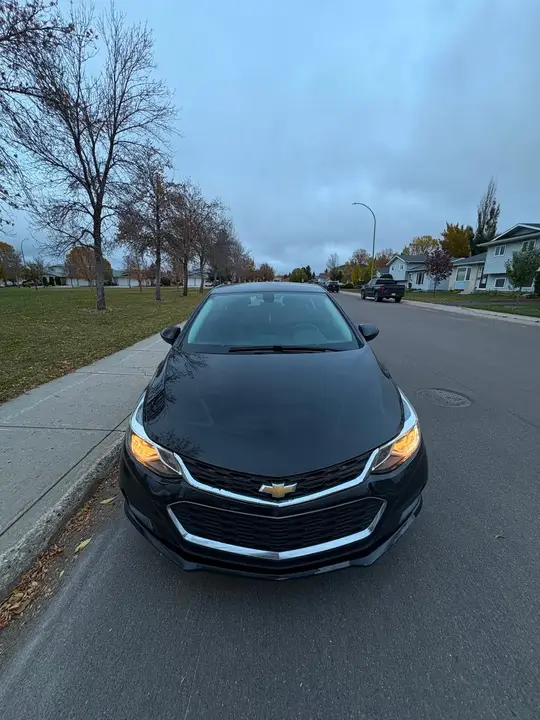 Chevrolet Cruze 2017 photo 2