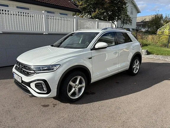 Volkswagen T-Roc 2022 photo 2