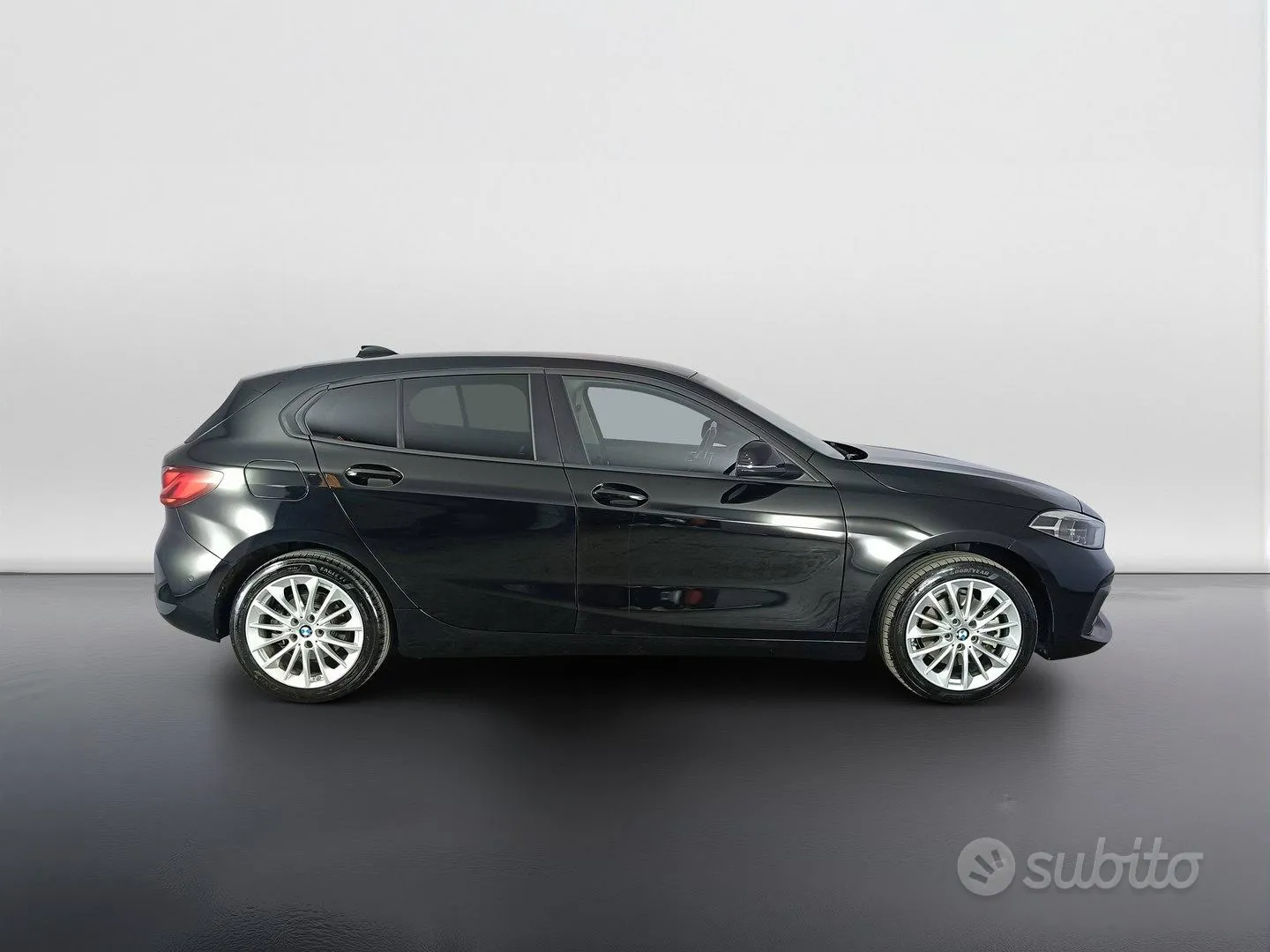 BMW 1 Series 2022 photo 3