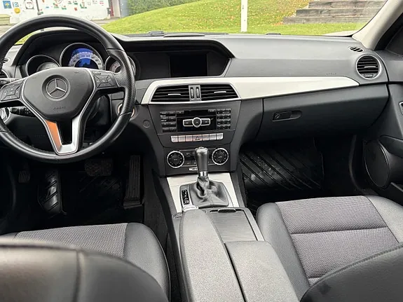 Mercedes-Benz C220 D 2013 photo 3