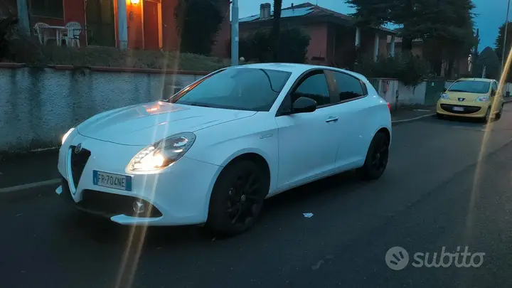 Alfa Romeo Giulietta 2018 photo 4
