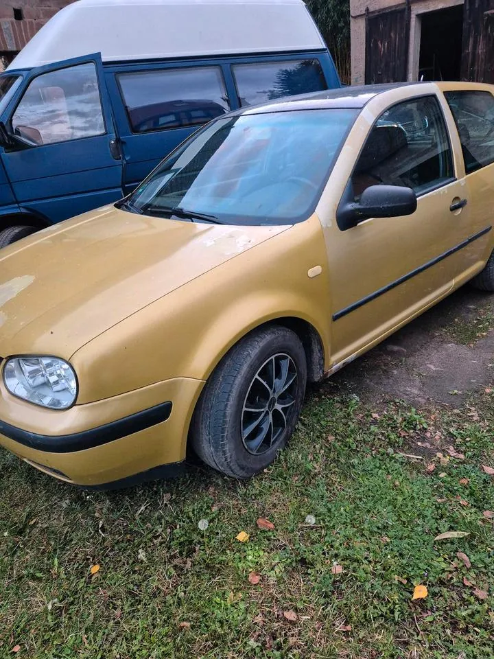 Volkswagen Golf 4