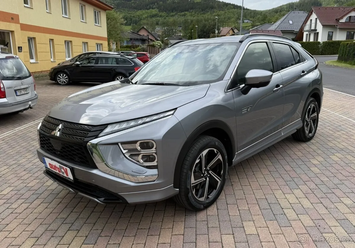 Mitsubishi Eclipse Cross 2024 photo 2